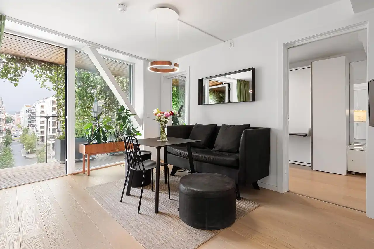 Home Window Tinting: A Complete Guide